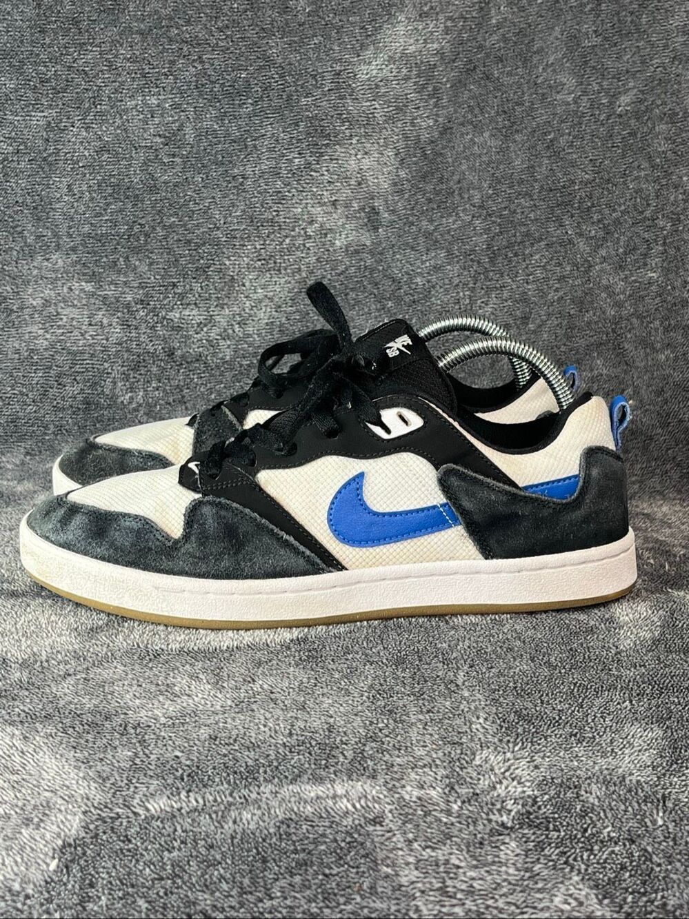 Nike SB Alleyoop Men's Size 9 White Black Team Royal Blue Sneakers CJ0882-104
